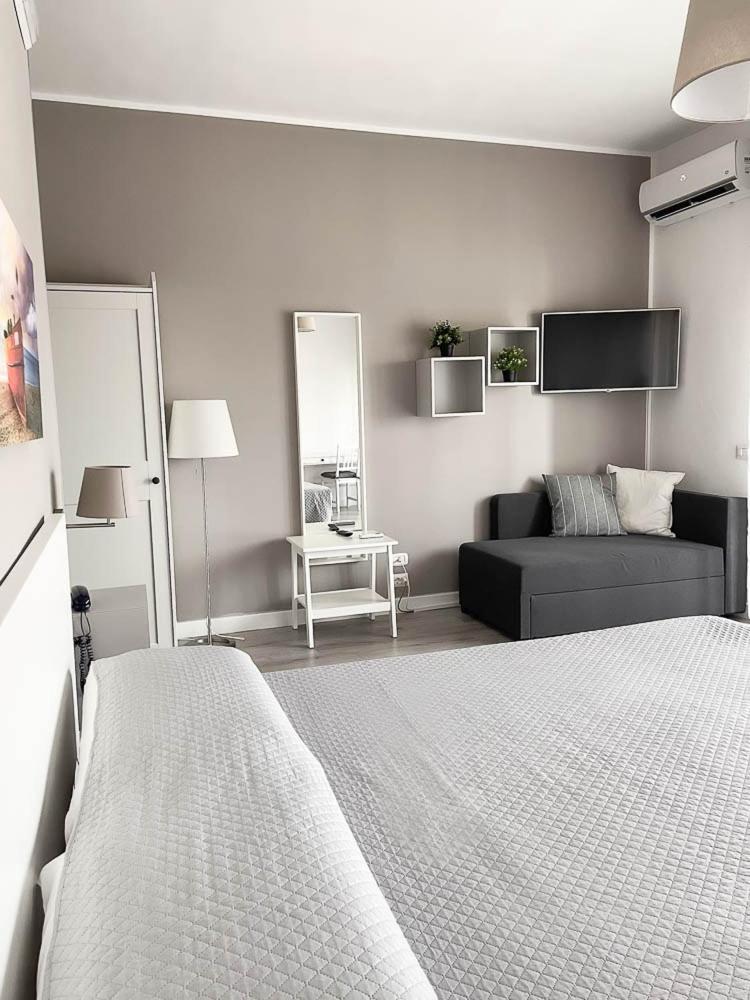 Hotel Palatinum Metaponto Bagian luar foto