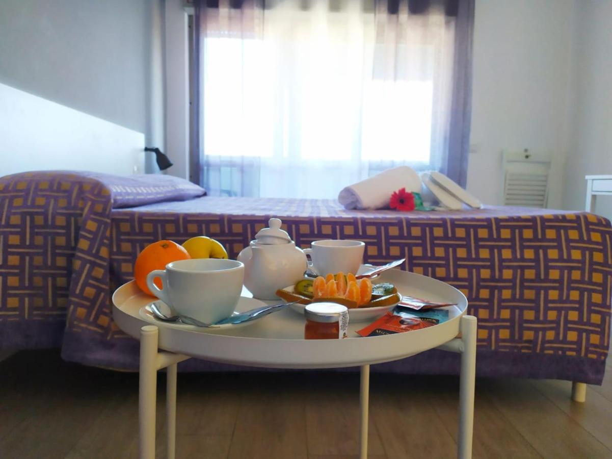 Hotel Palatinum Metaponto Bagian luar foto